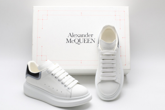 Mcqv*en oversized sneaker