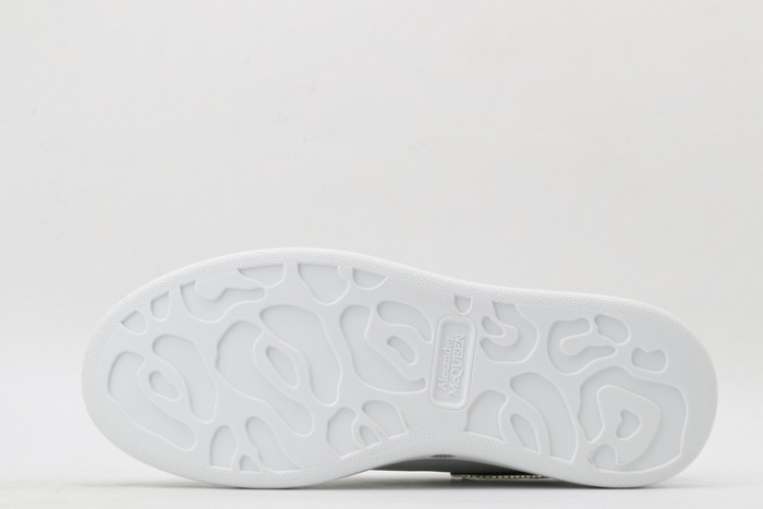 Mcqv*en oversized sneaker