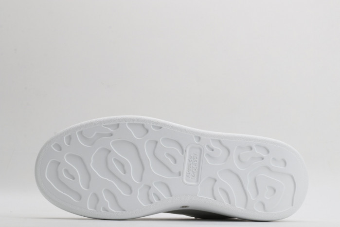 Mcqv*en oversized sneaker