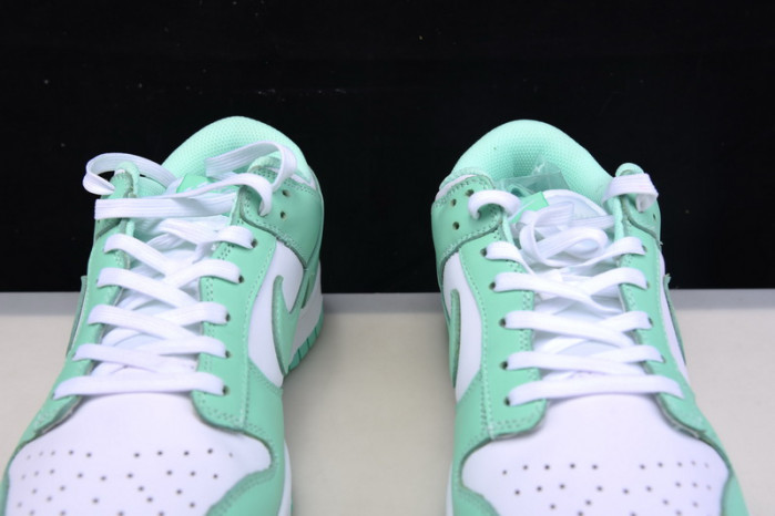 nike dunk low green glow dd1503-105